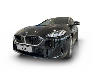 BMW-1er-normal-2025-black-front_cropped