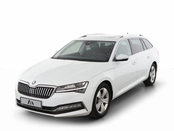 Skoda-Superb-Kombi-LK-vorne-seitlich_cropped