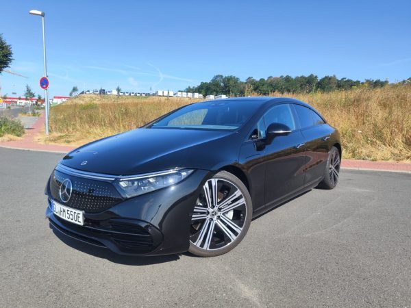 auto-import_faaren_mercedes-benz_eqs-1