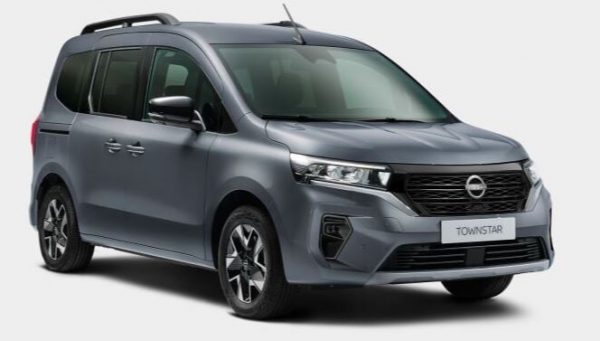 auto-import_faaren_nissan_townstar-1